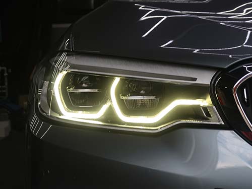 焼損アクリルのリペアとBMW純正LEDモジュール交換