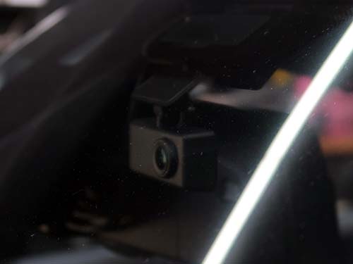 フロントカメラにSONY IMX307(STAVIS)27.5fpsのLED信号対応センサー