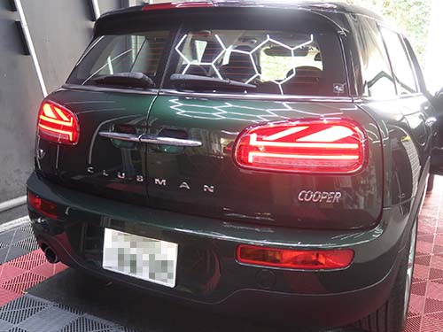 ハロゲンヘッドライト車向けのLCIテール装着