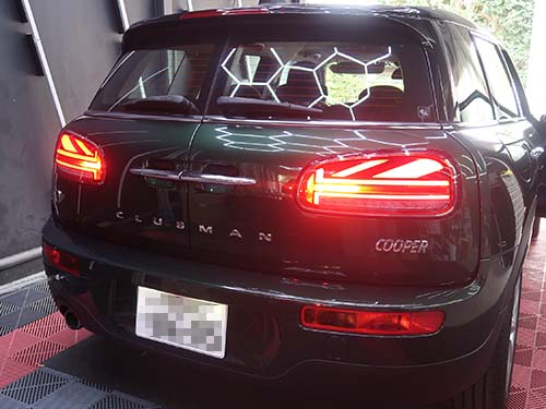 ハロゲンヘッドライト車向けのLCIテール装着