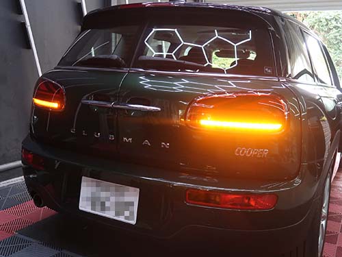 ハロゲンヘッドライト車向けのLCIテール装着