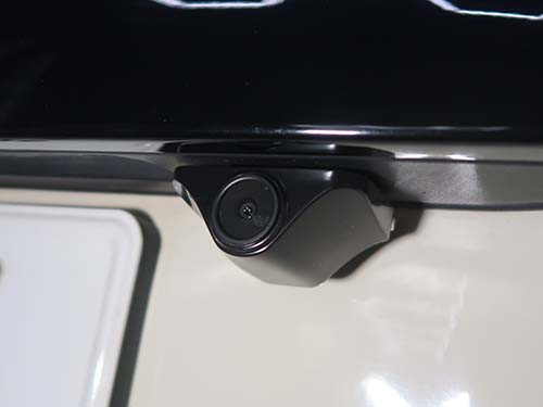 車内に配線が一切露出しないスマートな仕上がり