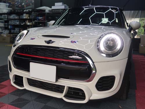 ミニ コンバーチブル（F57）JCW