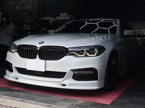BMW 5シリーズ ツーリング（G31）523d