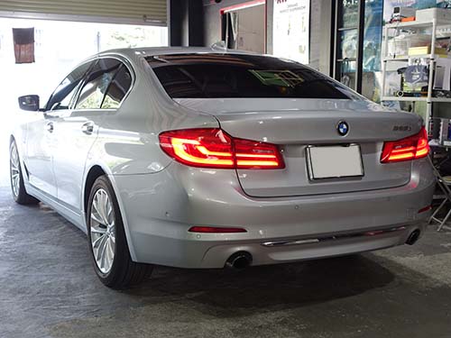 BMW 5シリーズ セダン（G30）523d