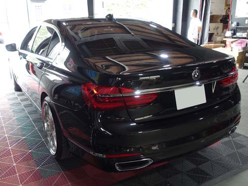 BMW 7シリーズ（G12）750Li