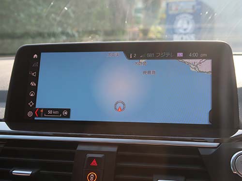 自車位置が海の真ん中に表示