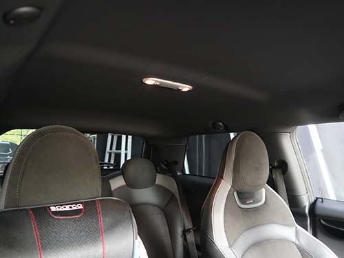 F56 JCW リアルームライト取付
