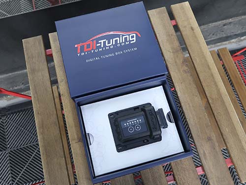 ミニ コンバーチブルへのTDIサブコン取付