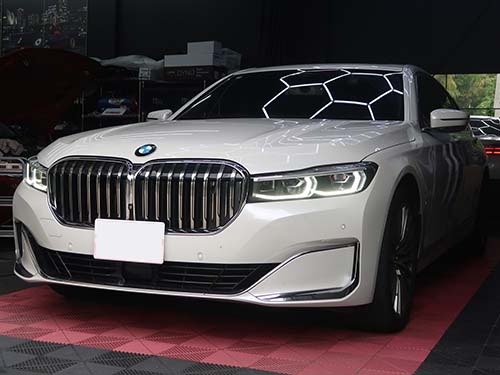 BMW 7シリーズセダン(G11)LCI 740d