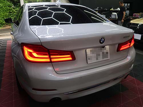 BMW 5シリーズセダン(G30)523i