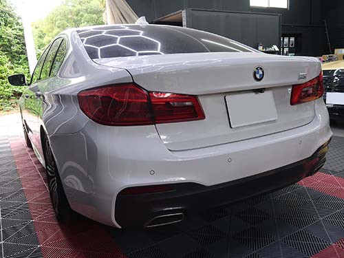 BMW 5シリーズ セダン（G30）523d