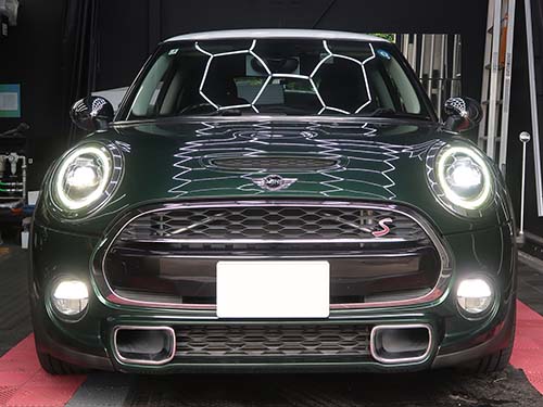 純正中古のLCIモデル用LEDヘッドライト