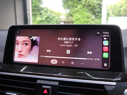 音楽アプリやその他のCarPlay画面も画面いっぱいに表示される