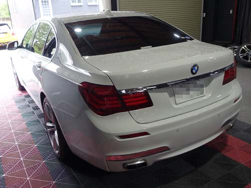 BMW 7シリーズ(F01)LCI 740i