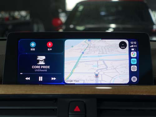 Apple CarPlayはiDrive画面全体に表示