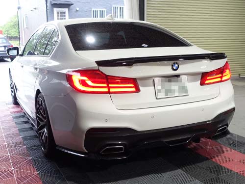 BMW 5シリーズ（G30）523i