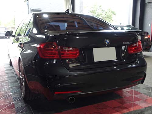 BMW 3シリーズ セダン(F30)320i