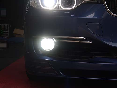 フォグランプのLEDバルブ交換