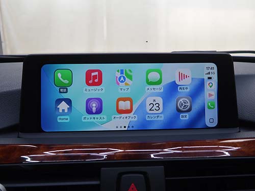 AppleCarPlayインターフェース