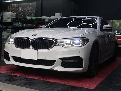BMW 5シリーズ セダン（G30）523d Mスポーツ