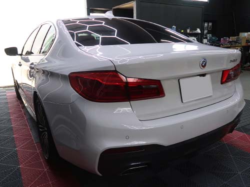 BMW 5シリーズ セダン(G30)530i