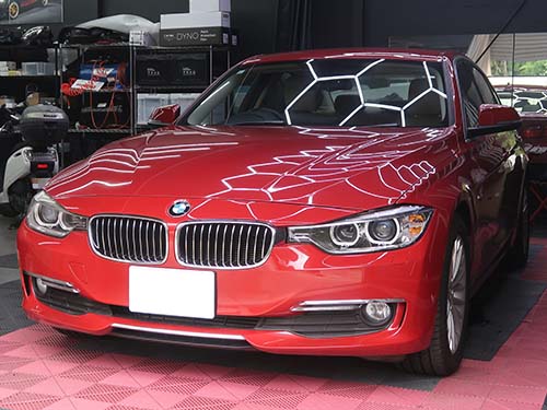 BMW 3シリーズ セダン(F30)320d