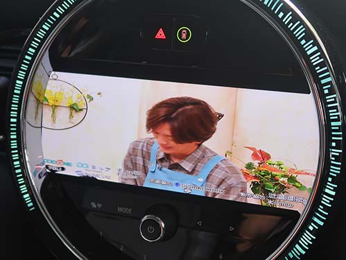 地デジチューナーは、a/tack製のAT-DTV4X Proを装着