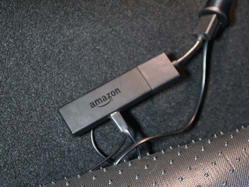 AmazonのFire TV Stickを接続