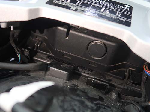 R1250GSへ盗難警報装置を取付