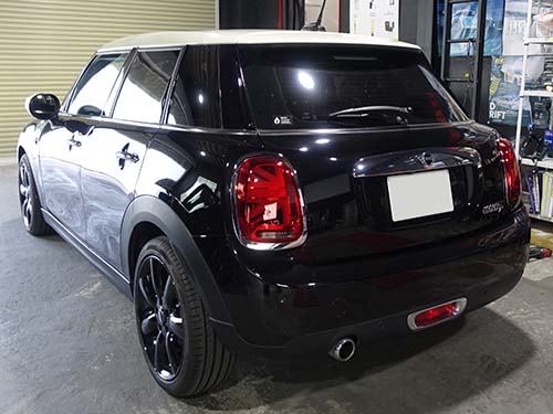 ミニ 5ドア(F55)LCI クーパーD
