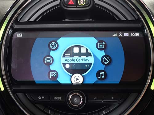 AppleCarPlayを有効化