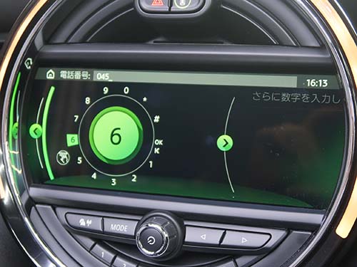 走行中もナビの操作が可能