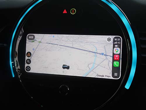 Apple CarPlayのフルスクリーン化