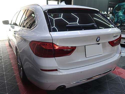 BMW 5シリーズ ツーリング(G31)523i