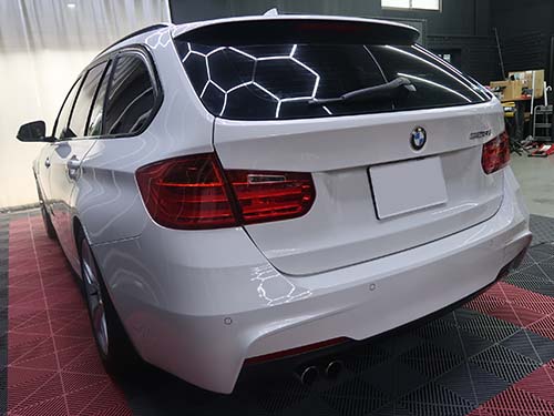 BMW 3シリーズ ツーリング(F31)320i