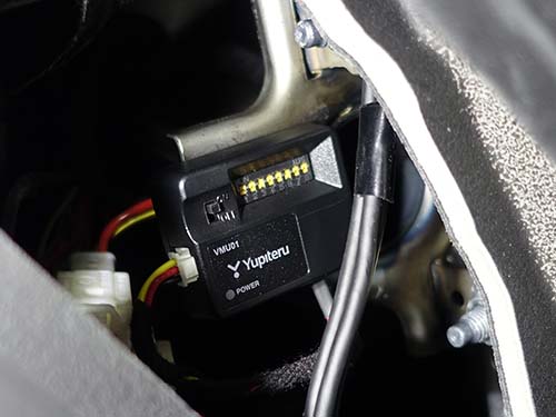 駐車監視ユニット OP-VMU01 を装着