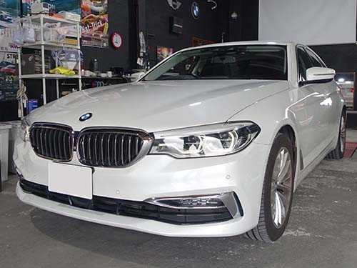 BMW 5シリーズ セダン（G30）523d ラグジュアリー