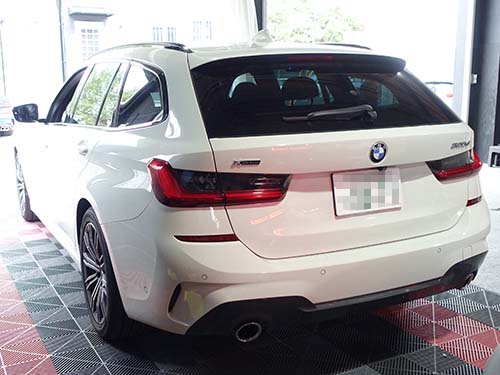 BMW 3シリーズ ツーリング(G21)320d
