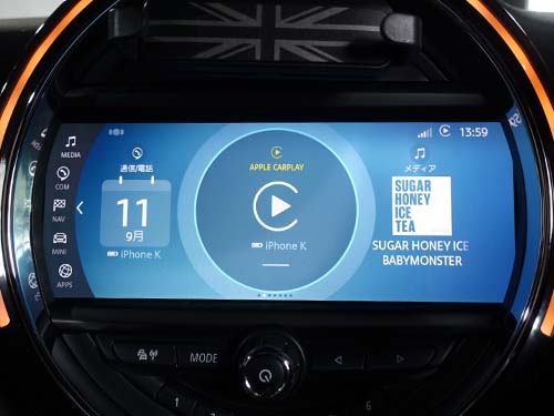 ミニ純正のApple CarPlayを有効化
