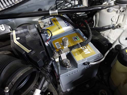 BMW純正でも採用されているVARTA製のAGMバッテリー
