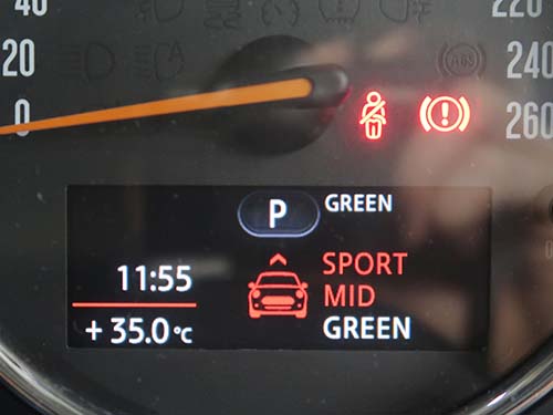 SPORT/MID/GREENの3モードを切り替え