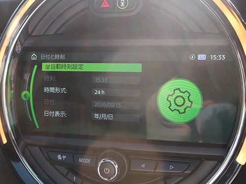 iDrive画面に自動時刻設定メニュー表示