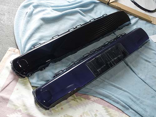 フロントバンパートリムもミニ純正新品に交換