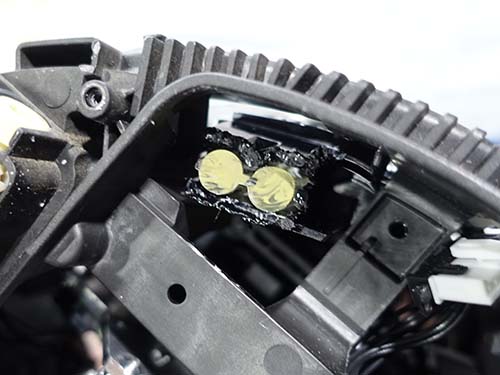 助手席側にも予防措置