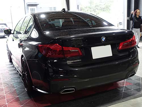 BMW 5シリーズ セダン(G30)523d