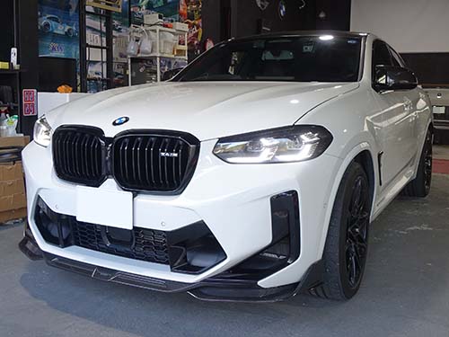 BMW X4M(F98)LCI コンペティション