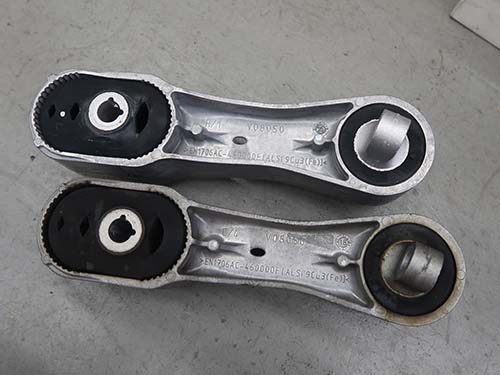 ペンドラムサポートをBMW純正新品に交換