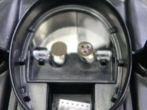 LEDに近い部分の導光体が溶解・焼損
