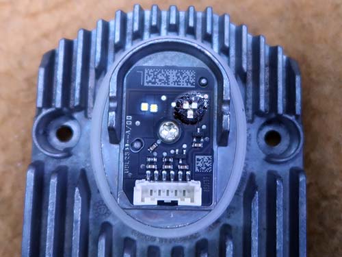 LEDモジュールをBMW純正品に交換